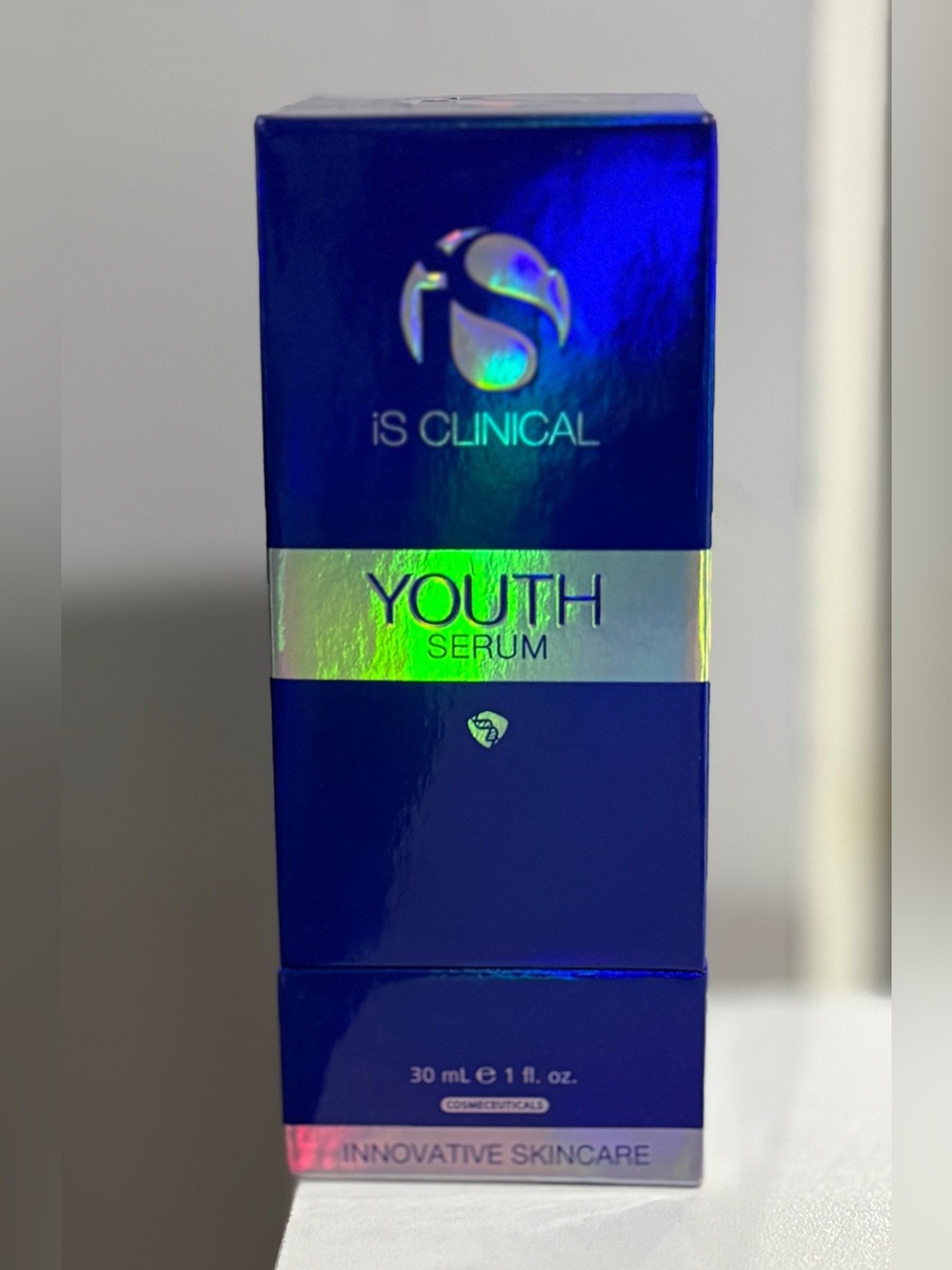 iS Clinical Youth Serum